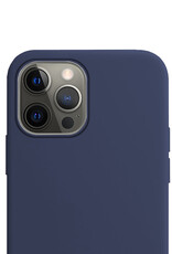 NoXx Hoes Geschikt voor iPhone 13 Pro Hoesje Cover Siliconen Back Case Hoes Met 2x Screenprotector - Donkerblauw