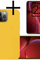 NoXx Hoes Geschikt voor iPhone 13 Pro Max Hoesje Cover Siliconen Back Case Hoes Met 2x Screenprotector - Geel