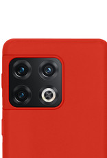 NoXx Hoes Geschikt voor OnePlus 10 Pro Hoesje Cover Siliconen Back Case Hoes Met Screenprotector - Rood