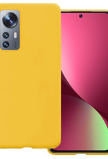 BASEY. Hoes Geschikt voor Xiaomi 12 Hoesje Siliconen Back Cover Case - Hoesje Geschikt voor Xiaomi 12 Hoes Cover Hoesje - Geel