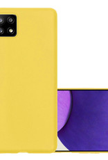 NoXx Hoes Geschikt voor Samsung M22 Hoesje Cover Siliconen Back Case Hoes - Geel