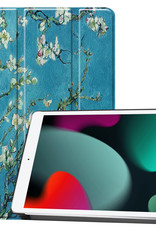 BASEY. Hoesje Geschikt voor iPad 10.2 2019 Hoes Case Tablet Hoesje Tri-fold - Hoes Geschikt voor iPad 7 Hoesje Hard Cover Bookcase Hoes - Bloesem