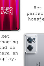 BASEY. Hoes Geschikt voor OnePlus Nord CE 2 Hoesje Siliconen Back Cover Case Met Screenprotector - Hoesje Geschikt voor OnePlus Nord CE 2 Hoes Cover Hoesje - Transparant