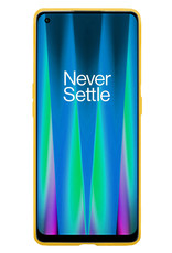 NoXx Hoes Geschikt voor OnePlus Nord CE 2 Hoesje Cover Siliconen Back Case Hoes Met Screenprotector - Geel