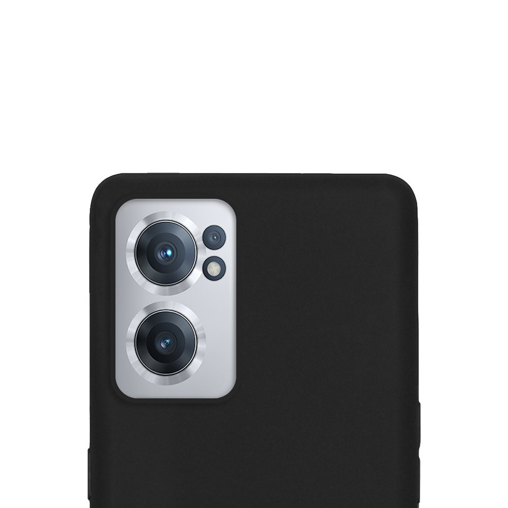 NoXx Hoes Geschikt voor OnePlus Nord CE 2 Hoesje Cover Siliconen Back Case Hoes Met Screenprotector - Zwart