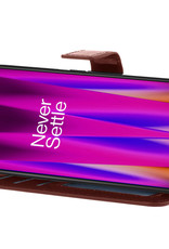 Nomfy Hoesje Geschikt voor OnePlus Nord CE 2 Hoes Bookcase Flipcase Book Cover Met 2x Screenprotector - Hoes Geschikt voor OnePlus Nord CE 2 Hoesje Book Case - Bruin