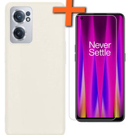Nomfy Nomfy OnePlus Nord CE 2 Hoesje Siliconen Met Screenprotector - Wit