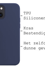 BASEY. Hoes Geschikt voor iPhone 14 Hoesje Siliconen Back Cover Case Met 2x Screenprotector - Hoesje Geschikt voor iPhone 14 Hoes Cover Hoesje - Donkerblauw