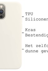 BASEY. Hoes Geschikt voor iPhone 14 Pro Max Hoesje Siliconen Back Cover Case Met 2x Screenprotector - Hoesje Geschikt voor iPhone 14 Pro Max Hoes Cover Hoesje - Wit