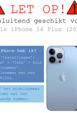 BASEY. Hoes Geschikt voor iPhone 14 Plus Hoesje Siliconen Back Cover Case Met 2x Screenprotector - Hoesje Geschikt voor iPhone 14 Plus Hoes Cover Hoesje - Lichtroze