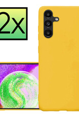 NoXx Hoes Geschikt voor Samsung A04s Hoesje Cover Siliconen Back Case Hoes - Geel - 2x