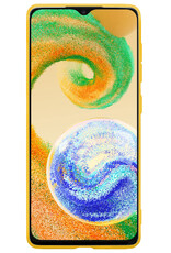 BASEY. Hoes Geschikt voor Samsung A04s Hoesje Siliconen Back Cover Case - Hoesje Geschikt voor Samsung Galaxy A04s Hoes Cover Hoesje - Geel - 2 Stuks