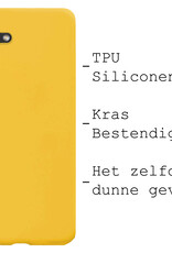 BASEY. Hoes Geschikt voor Samsung A04s Hoesje Siliconen Back Cover Case - Hoesje Geschikt voor Samsung Galaxy A04s Hoes Cover Hoesje - Geel - 2 Stuks