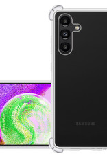 NoXx Hoes Geschikt voor Samsung A04s Hoesje Siliconen Cover Shock Proof Back Case Shockproof Hoes - Transparant