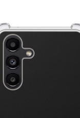 NoXx Hoes Geschikt voor Samsung A04s Hoesje Siliconen Cover Shock Proof Back Case Shockproof Hoes Met 2x Screenprotector - Transparant