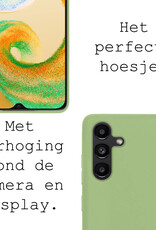 BASEY. Hoes Geschikt voor Samsung A04s Hoesje Siliconen Back Cover Case Met Screenprotector - Hoesje Geschikt voor Samsung Galaxy A04s Hoes Cover Hoesje - Groen