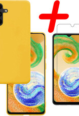 BASEY. Hoes Geschikt voor Samsung A04s Hoesje Siliconen Back Cover Case Met Screenprotector - Hoesje Geschikt voor Samsung Galaxy A04s Hoes Cover Hoesje - Geel