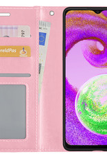 NoXx Hoes Geschikt voor Samsung A04s Hoesje Book Case Hoes Flip Cover Wallet Bookcase - Lichtroze