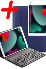 BASEY. Hoesje Geschikt voor iPad 10.2 2021 Toetsenbord Hoes Book Case Met Screenprotector - Hoes Geschikt voor iPad 9 Toetsenbord Hoesje Keyboard Cover - Donkerblauw