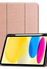 BASEY. Hoesje Geschikt voor iPad 2022 Hoes Case Tablet Hoesje Tri-fold Met Uitsparing Geschikt voor Apple Pencil - Hoes Geschikt voor iPad 10 Hoesje Hard Cover Bookcase Hoes - Rosé goud