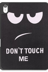 BASEY. Hoesje Geschikt voor iPad 2022 Hoes Case Tablet Hoesje Tri-fold Met Uitsparing Geschikt voor Apple Pencil - Hoes Geschikt voor iPad 10 Hoesje Hard Cover Bookcase Hoes - Don't Touch Me