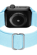 BASEY. Nylon Bandje Geschikt voor Apple Watch 1-8 / SE (38/40/41 mm) Bandje Stof - Horloge Band Verstelbare Gesp Polsband Geschikt voor Apple Watch 1-8 / SE (38/40/41 mm) - Lichtblauw