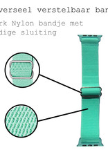 BASEY. Nylon Bandje Geschikt voor Apple Watch 1-8 / SE (42/44/45) Bandje Stof - Horloge Band Verstelbare Gesp Polsband Geschikt voor Apple Watch 1-8 / SE (42/44/45) - Mintgroen