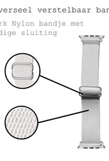 BASEY. Nylon Bandje Geschikt voor Apple Watch 1-8 / SE (42/44/45) Bandje Stof - Horloge Band Verstelbare Gesp Polsband Geschikt voor Apple Watch 1-8 / SE (42/44/45) - Wit