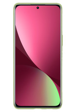BASEY. Hoes Geschikt voor Xiaomi 12 Pro Hoesje Siliconen Back Cover Case Met 2x Screenprotector - Hoesje Geschikt voor Xiaomi 12 Pro Hoes Cover Hoesje - Groen