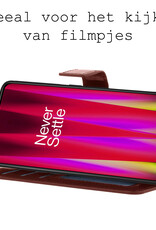 BASEY. Hoes Geschikt voor OnePlus Nord CE 2 Lite Hoesje Bookcase Hoes Flip Case Book Cover Met 2x Screenprotector - Hoesje Geschikt voor OnePlus Nord CE 2 Lite Hoes Book Case Hoesje - Bruin