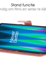 NoXx Hoes Geschikt voor OnePlus Nord CE 2 Lite Hoesje Book Case Hoes Flip Cover Wallet Bookcase Met 2x Screenprotector - Rosé goud