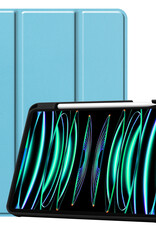 BASEY. Hoesje Geschikt voor iPad Pro 2021 (11 inch) Hoes Case Tablet Hoesje Tri-fold Met Uitsparing Geschikt voor Apple Pencil - Hoes Geschikt voor iPad Pro 11 inch (2021) Hoesje Hard Cover Bookcase Hoes - Lichtblauw