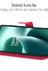 NoXx Hoes Geschikt voor OnePlus Nord 2T Hoesje Book Case Hoes Flip Cover Wallet Bookcase - Donkerroze
