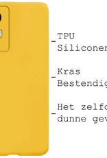 BASEY. Hoes Geschikt voor Xiaomi 12 Lite Hoesje Siliconen Back Cover Case Met 2x Screenprotector - Hoesje Geschikt voor Xiaomi 12 Lite Hoes Cover Hoesje - Geel