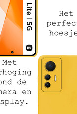 BASEY. Hoes Geschikt voor Xiaomi 12 Lite Hoesje Siliconen Back Cover Case Met 2x Screenprotector - Hoesje Geschikt voor Xiaomi 12 Lite Hoes Cover Hoesje - Geel
