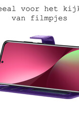 BASEY. Hoes Geschikt voor Xiaomi 12 Hoesje Bookcase Hoes Flip Case Book Cover Met 2x Screenprotector - Hoesje Geschikt voor Xiaomi 12 Hoes Book Case Hoesje - Paars