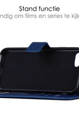 NoXx Hoes Geschikt voor iPhone SE 2022 Hoesje Book Case Hoes Flip Cover Wallet Bookcase - Donkerblauw