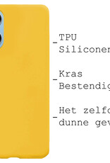 BASEY. Hoes Geschikt voor OPPO A17 Hoesje Siliconen Back Cover Case Met 2x Screenprotector - Hoesje Geschikt voor OPPO A17 Hoes Cover Hoesje - Geel