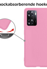 Nomfy Hoesje Geschikt voor OPPO A57s Hoesje Siliconen Cover Case Met Screenprotector - Hoes Geschikt voor OPPO A57s Hoes Back Case - Lichtroze