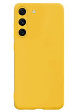 NoXx Hoes Geschikt voor Samsung S23 Hoesje Cover Siliconen Back Case Hoes - Geel - 2x