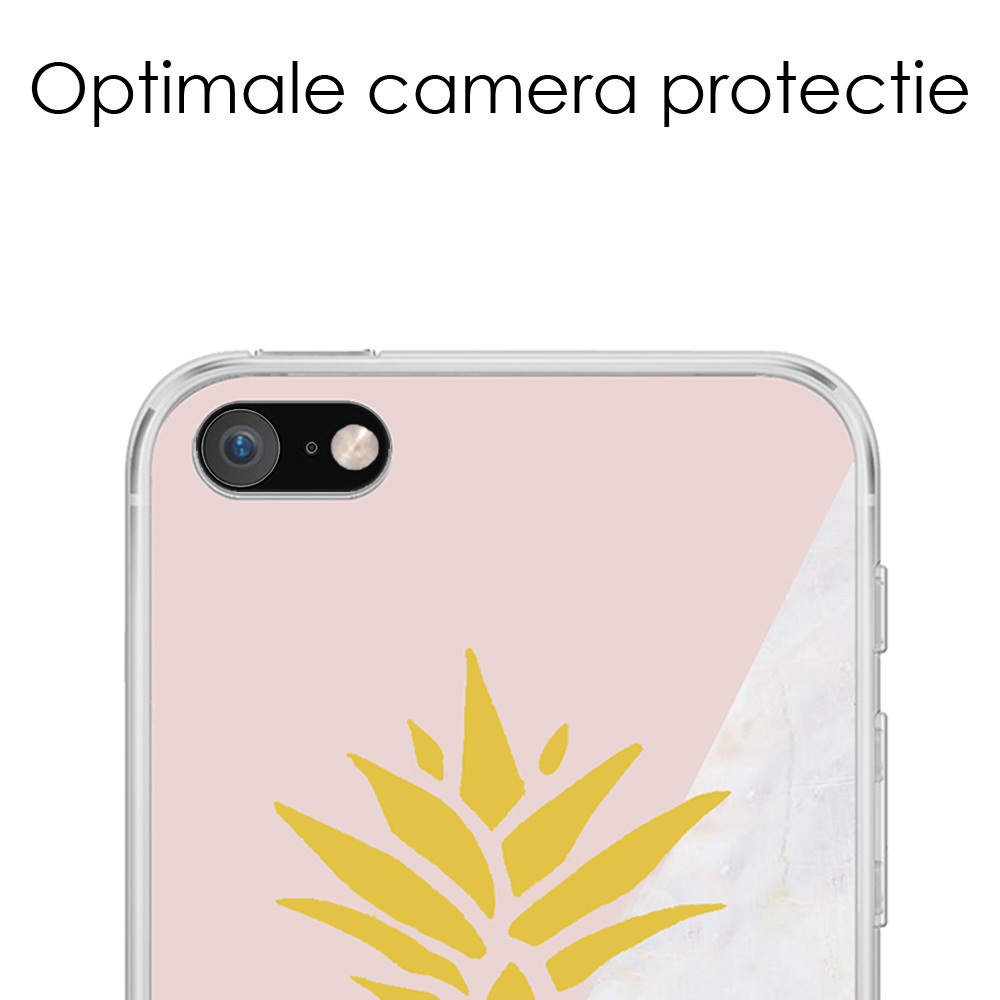 NoXx Hoes Geschikt voor iPhone SE 2022 Hoesje Cover Siliconen Back Case Hoes - Ananas