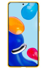 BASEY. Hoes Geschikt voor Xiaomi Redmi Note 11 Hoesje Siliconen Back Cover Case Met Screenprotector - Hoesje Geschikt voor Xiaomi Redmi Note 11 Hoes Cover Hoesje - Geel