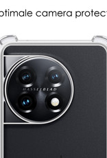 NoXx Hoes Geschikt voor OnePlus 11 Hoesje Siliconen Cover Shock Proof Back Case Shockproof Hoes Met Screenprotector - Transparant