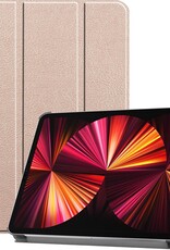 BASEY. Hoesje Geschikt voor iPad Pro 2021 (11 inch) Hoes Case Tablet Hoesje Tri-fold - Hoes Geschikt voor iPad Pro 11 inch (2021) Hoesje Hard Cover Bookcase Hoes - Goud