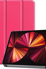 BASEY. Hoesje Geschikt voor iPad Pro 2021 (11 inch) Hoes Case Tablet Hoesje Tri-fold - Hoes Geschikt voor iPad Pro 11 inch (2021) Hoesje Hard Cover Bookcase Hoes - Donkerroze
