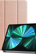 BASEY. Hoesje Geschikt voor iPad Pro 2021 (12,9 inch) Hoes Case Tablet Hoesje Tri-fold - Hoes Geschikt voor iPad Pro 12,9 inch (2021) Hoesje Hard Cover Bookcase Hoes - Rosé goud