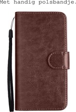 BASEY. Hoes Geschikt voor iPhone 12 Hoesje Bookcase Hoes 2-in-1 Cover - Hoesje Geschikt voor iPhone 12 Hoes 2-in-1 Hoesje Case - Bruin