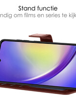 Hoes Geschikt voor Samsung A34 Hoesje Book Case Hoes Flip Cover Wallet Bookcase Met Screenprotector - Bruin