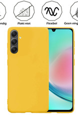 Nomfy Hoesje Geschikt voor Samsung A34 Hoesje Siliconen Cover Case Met 2x Screenprotector - Hoes Geschikt voor Samsung Galaxy A34 Hoes Back Case - Geel