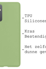 BASEY. Hoes Geschikt voor Samsung A14 Hoesje Siliconen Back Cover Case Met 2x Screenprotector - Hoesje Geschikt voor Samsung Galaxy A14 Hoes Cover Hoesje - Groen